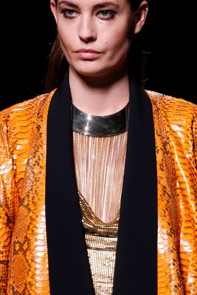 Look 21